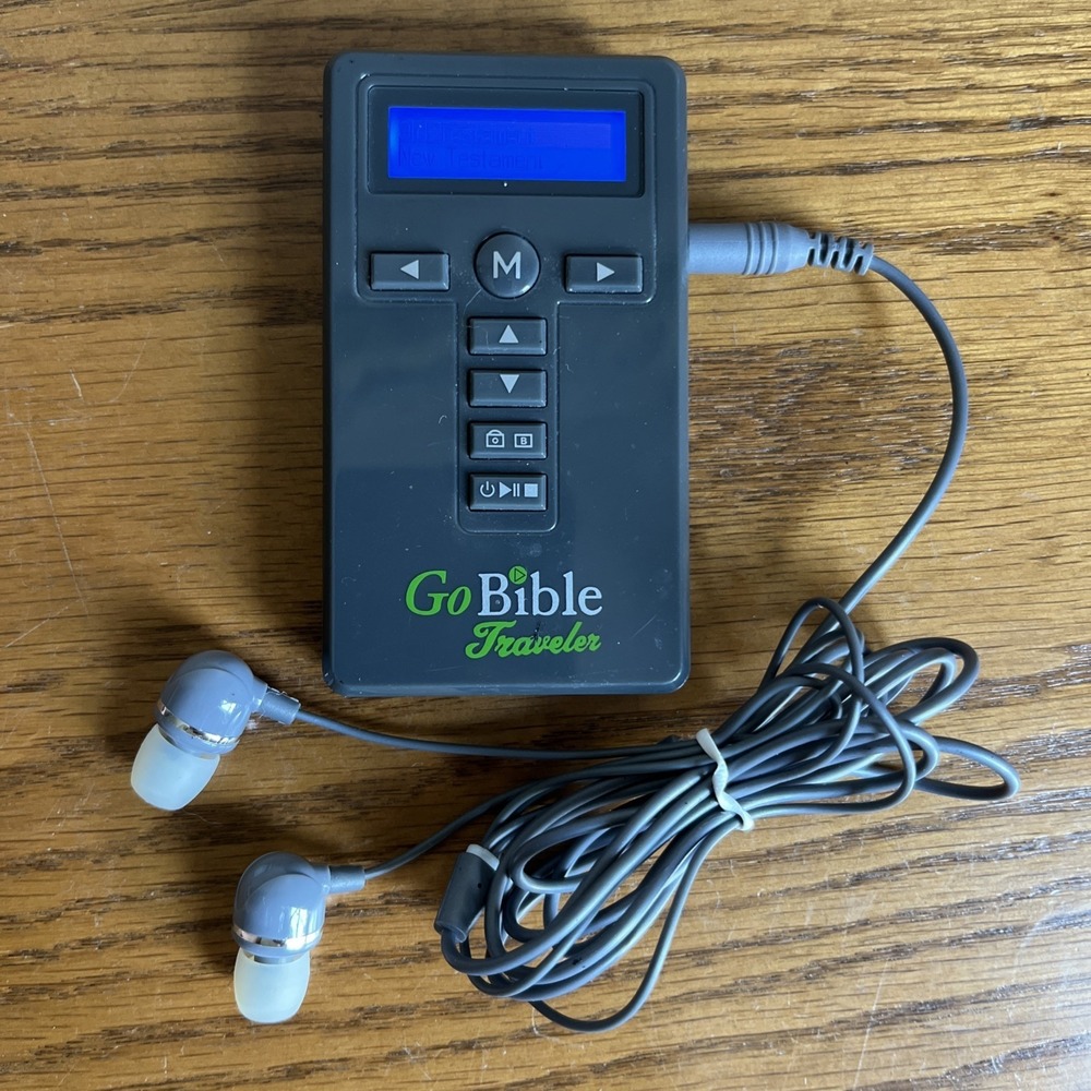 GoBible Traveler Digital Audio Bible Player NIV Zondervan LCD Screen Works